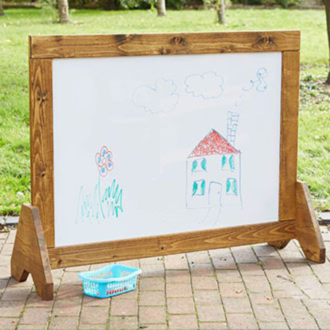 Chalkboards & Easels