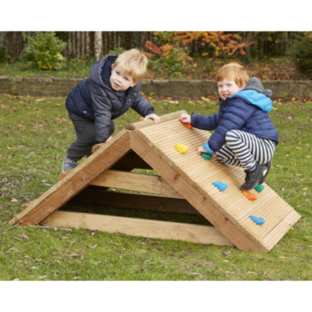 Early Years Mini Outdoor Climbing Crest