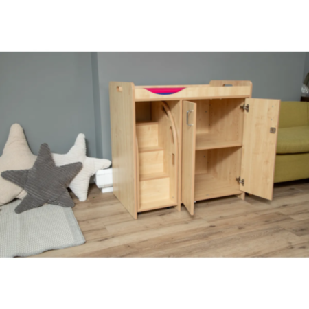 Baby Changing Unit with Built-In Steps