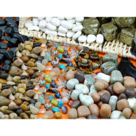 Early Years Stones and Minerals Treasure Basket - Pack