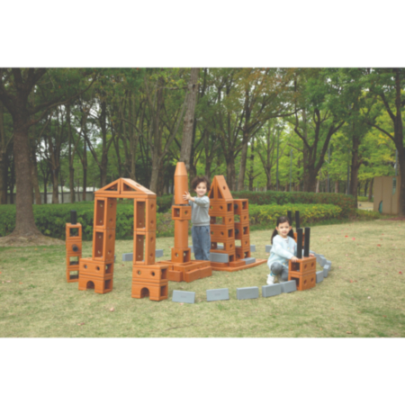 Indoor Outdoor Wooden Construction Blocks - Large Set (172 Pieces)
