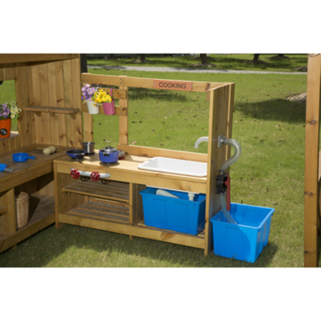 Early Years Outdoor Role Play Kitchen with Water Pump 