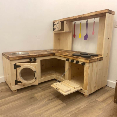 Wooden Outdoor ‘L’ Shaped Mud Kitchen